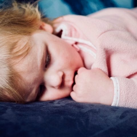 Fighting insomnia in children: making good sleep habits for your children.