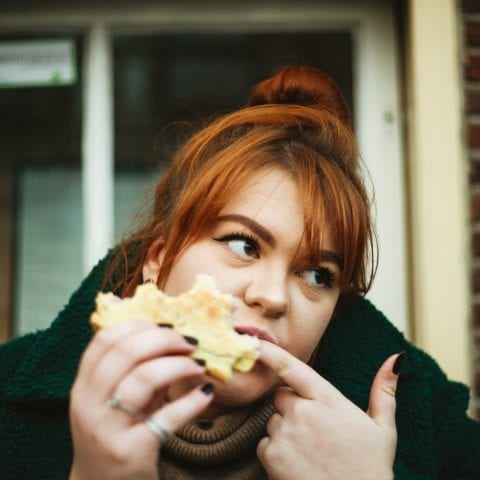 Cómo le afecta al cerebro lo que comemos. 7 motivos para mejorar tu alimentación