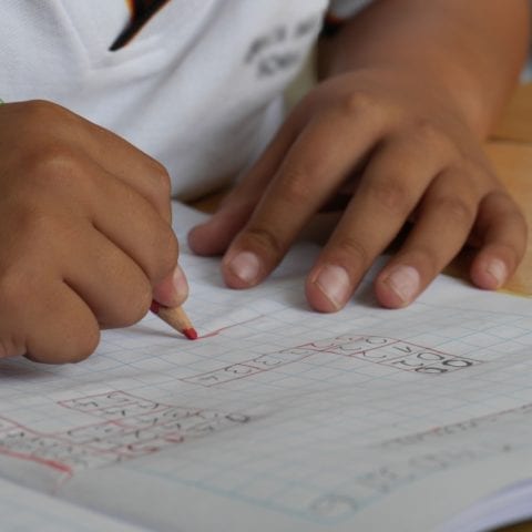 Dysgraphia vs. Dyslexia: 5 Key Facts About These Learning Difficulties for Reading and Writing